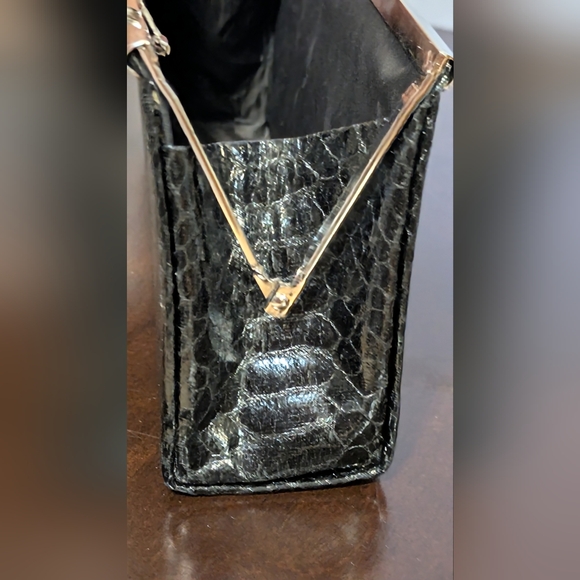 Small Hard Case Clutch Bag. - Picture 8 of 9